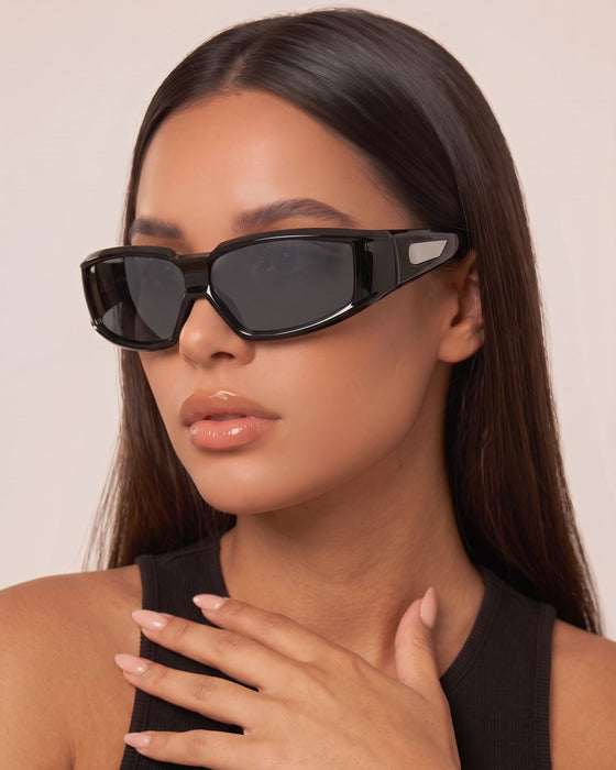 FIFTH AND NINTH Sunglasses FORD