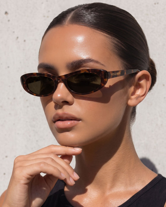 FIFTH AND NINTH Sunglasses NINA