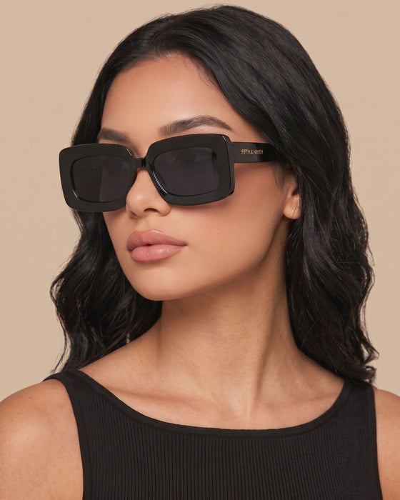 FIFTH AND NINTH Sunglasses RIVER