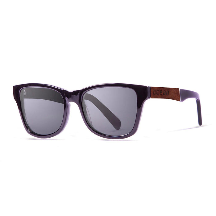 ocean sunglasses KRNglasses model LAGUNA SKU 11102.1 with shiny black & ebony frame and green lens