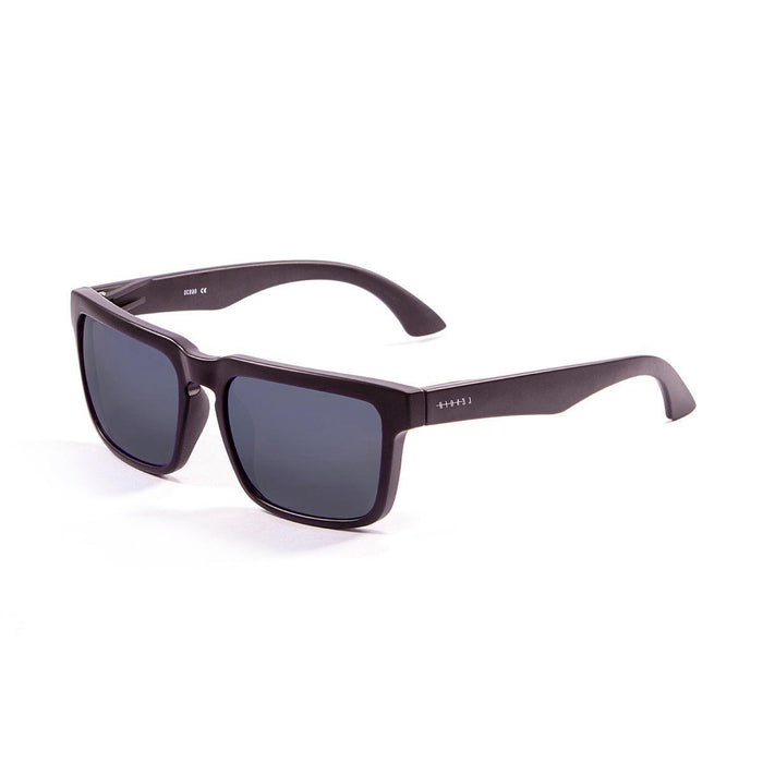 ocean sunglasses KRNglasses model LA SKU LE17202.0 with black frame and smoke lens