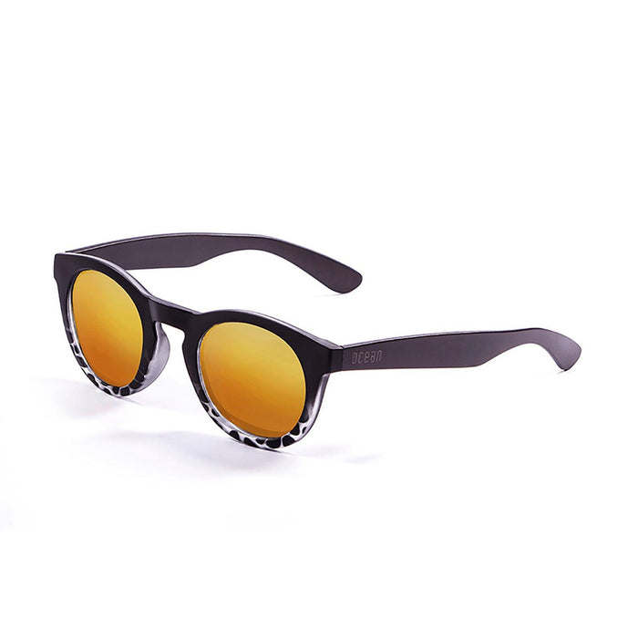 ocean sunglasses KRNglasses model SAN SKU W20000.0 with matte black frame and smoke lens